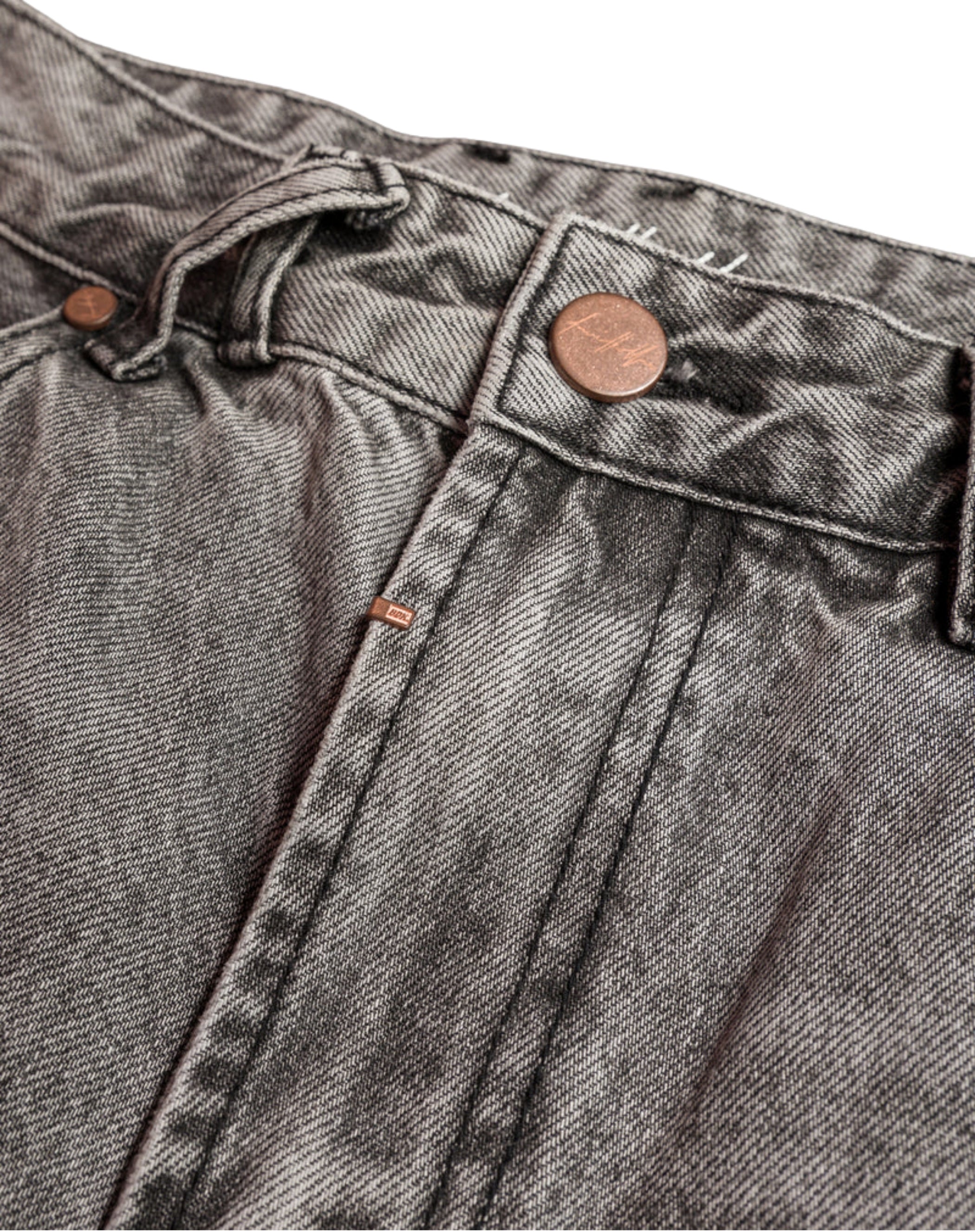 Straight Cut Denim: Whisker Fog Grey