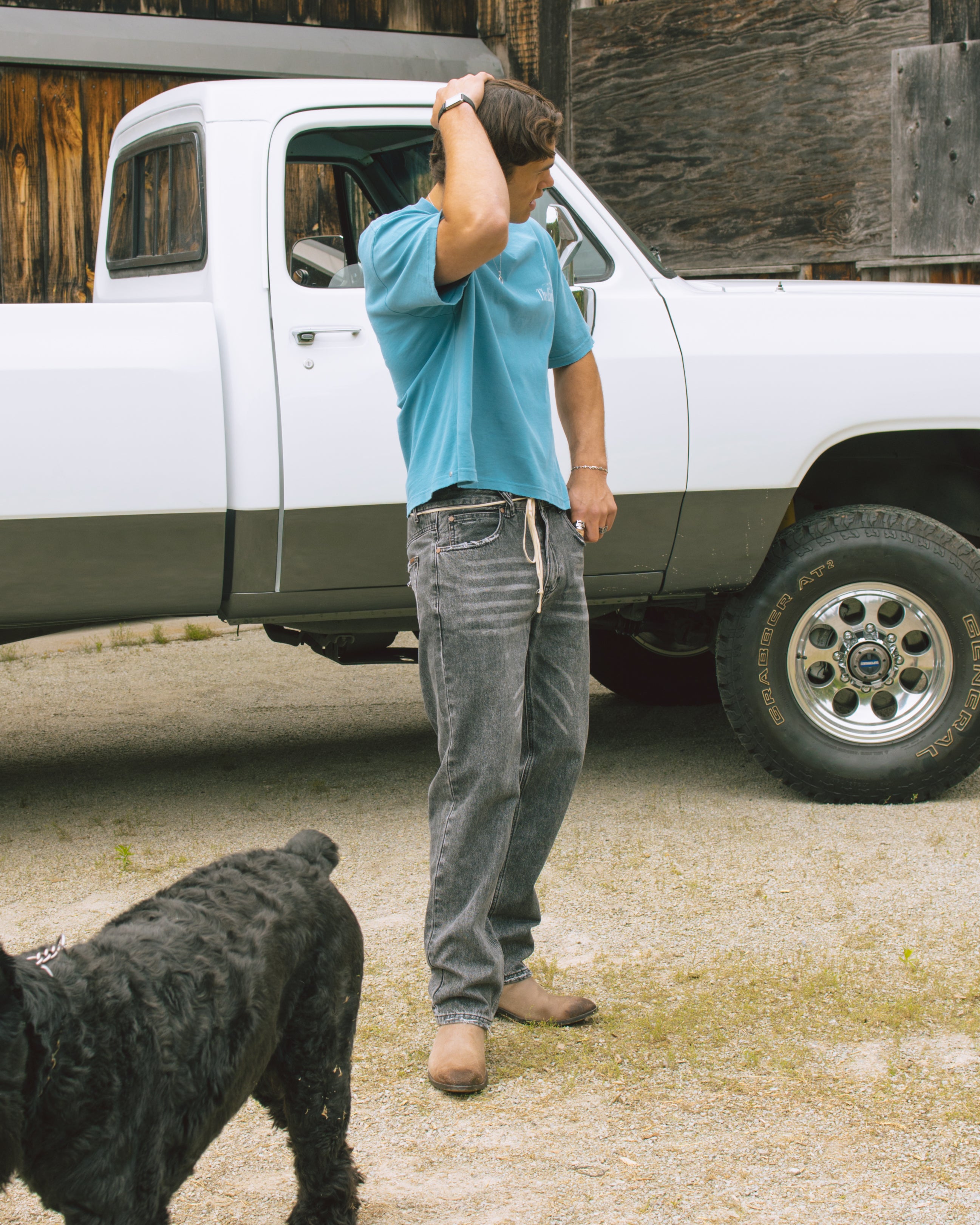 Straight Cut Denim: Vintage Black