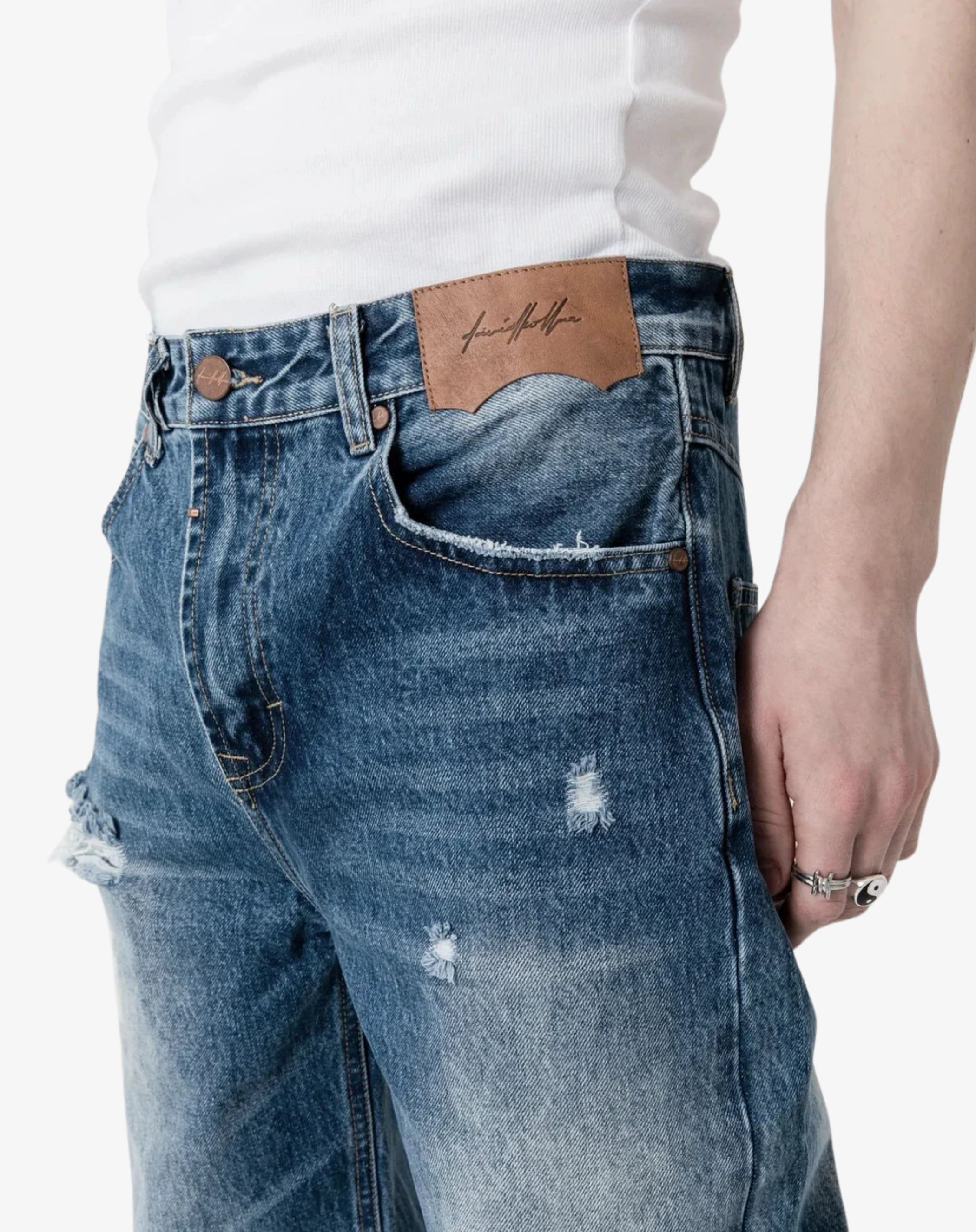 Straight Cut Denim: Whisker Classic Blue Fade