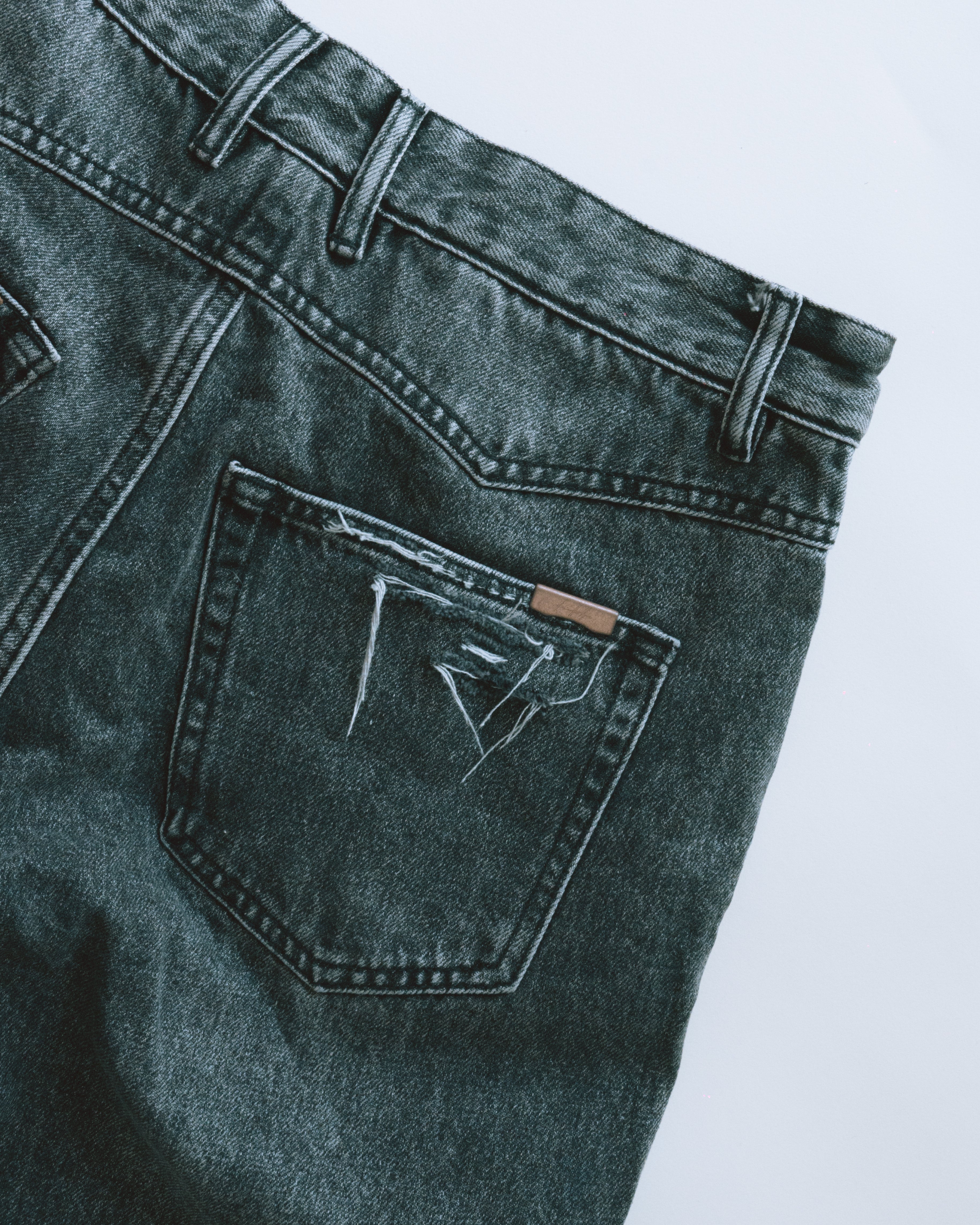 Straight Cut Denim: Vintage Black
