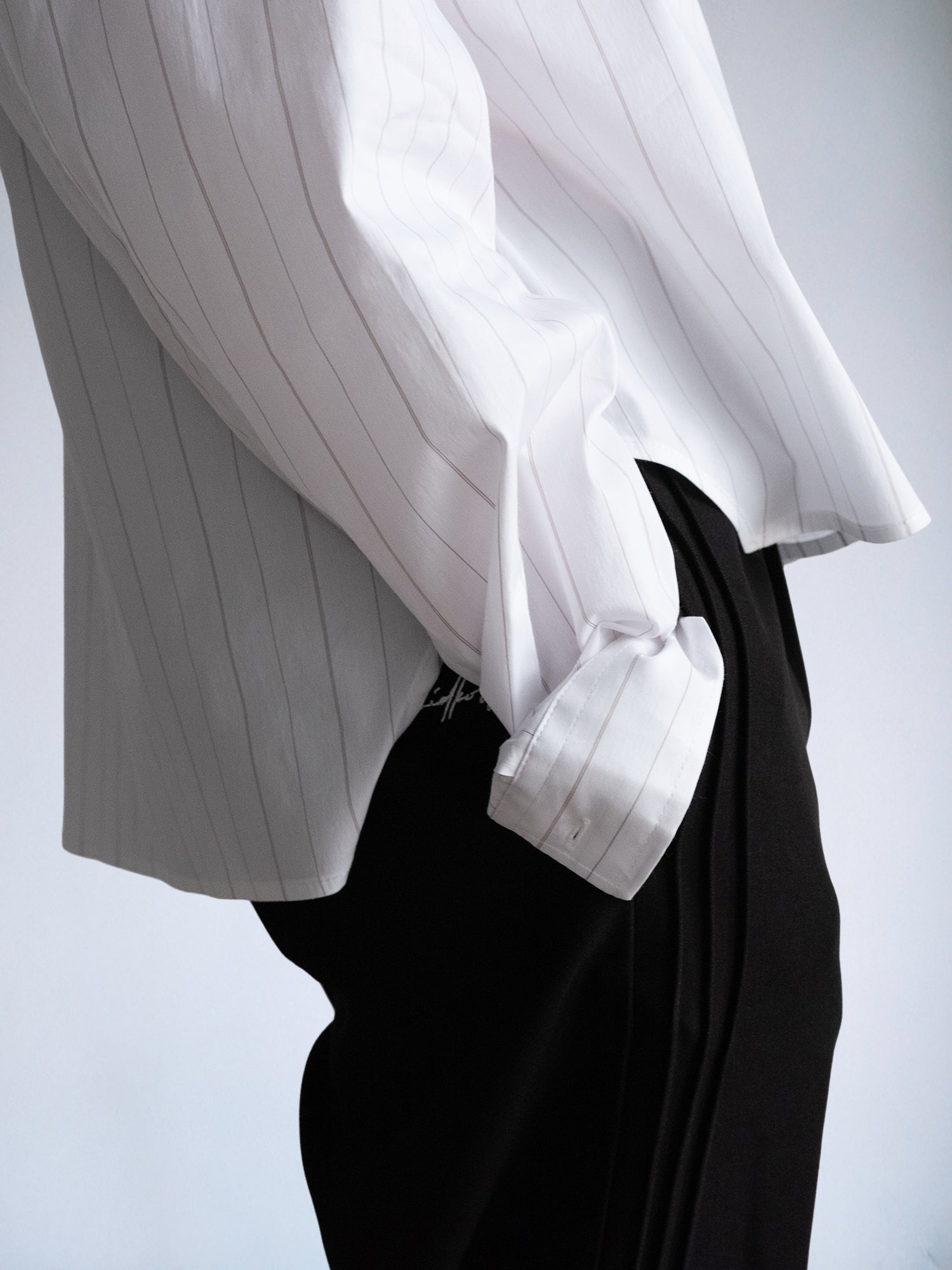 Heartbreak Hotel - LS Box Button Down : White Pinstripe - BDK