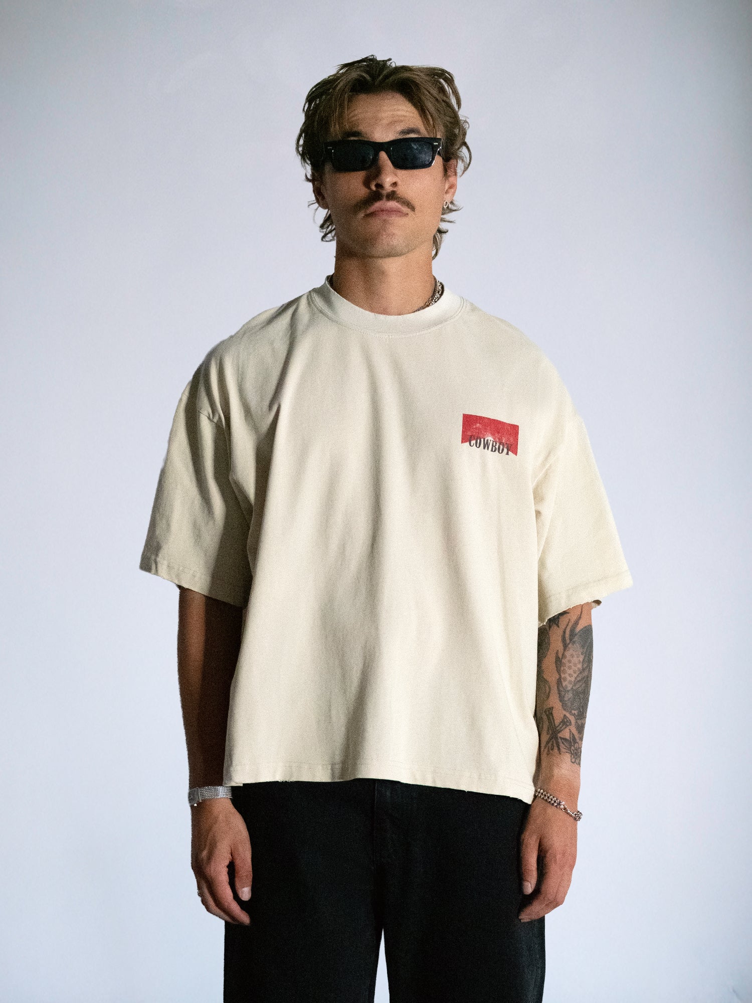 The Rodeo Show Tee : Off White - BDK