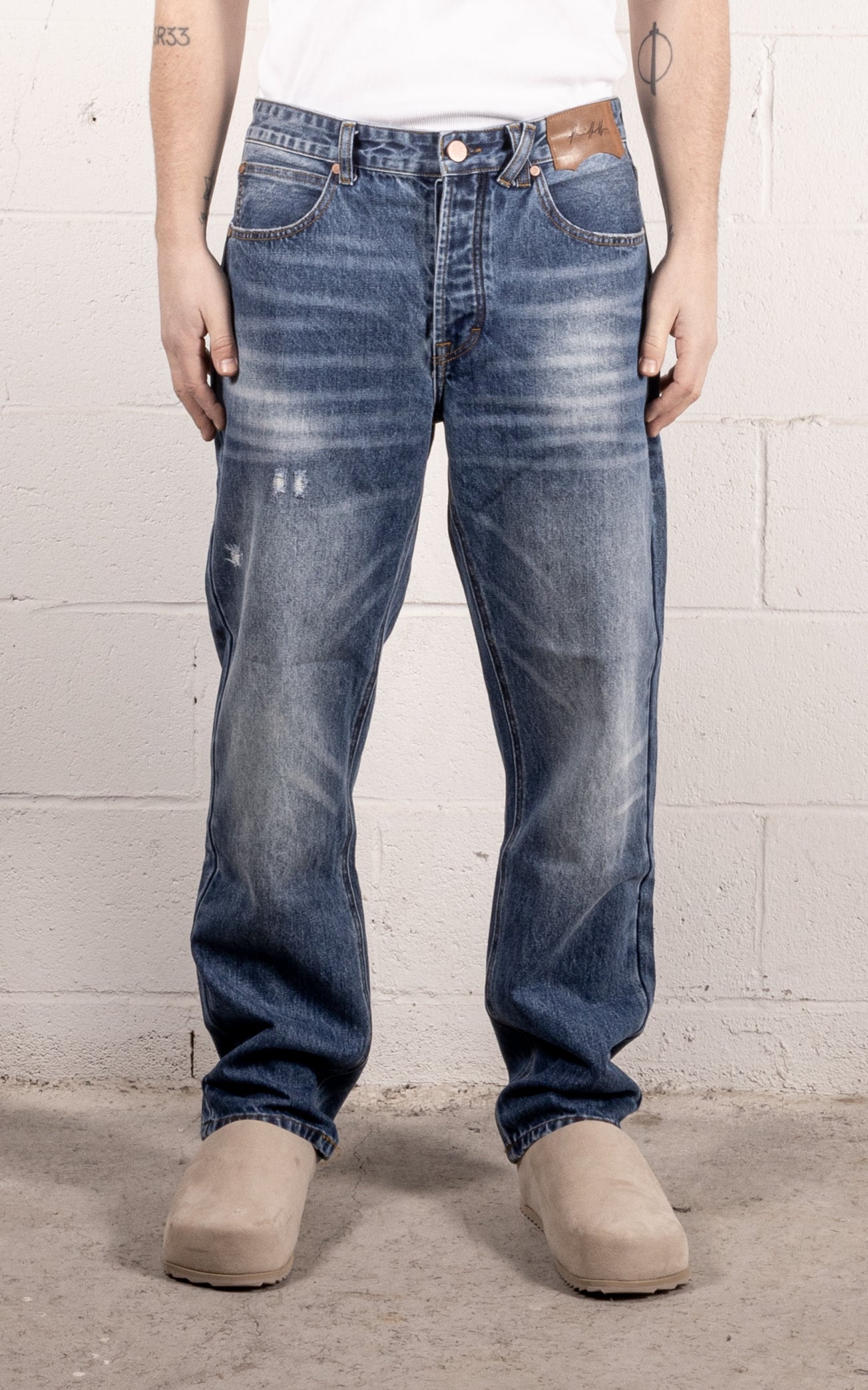 [#214] : Straight Fit Denim - Whisker Deep Blue - 32
