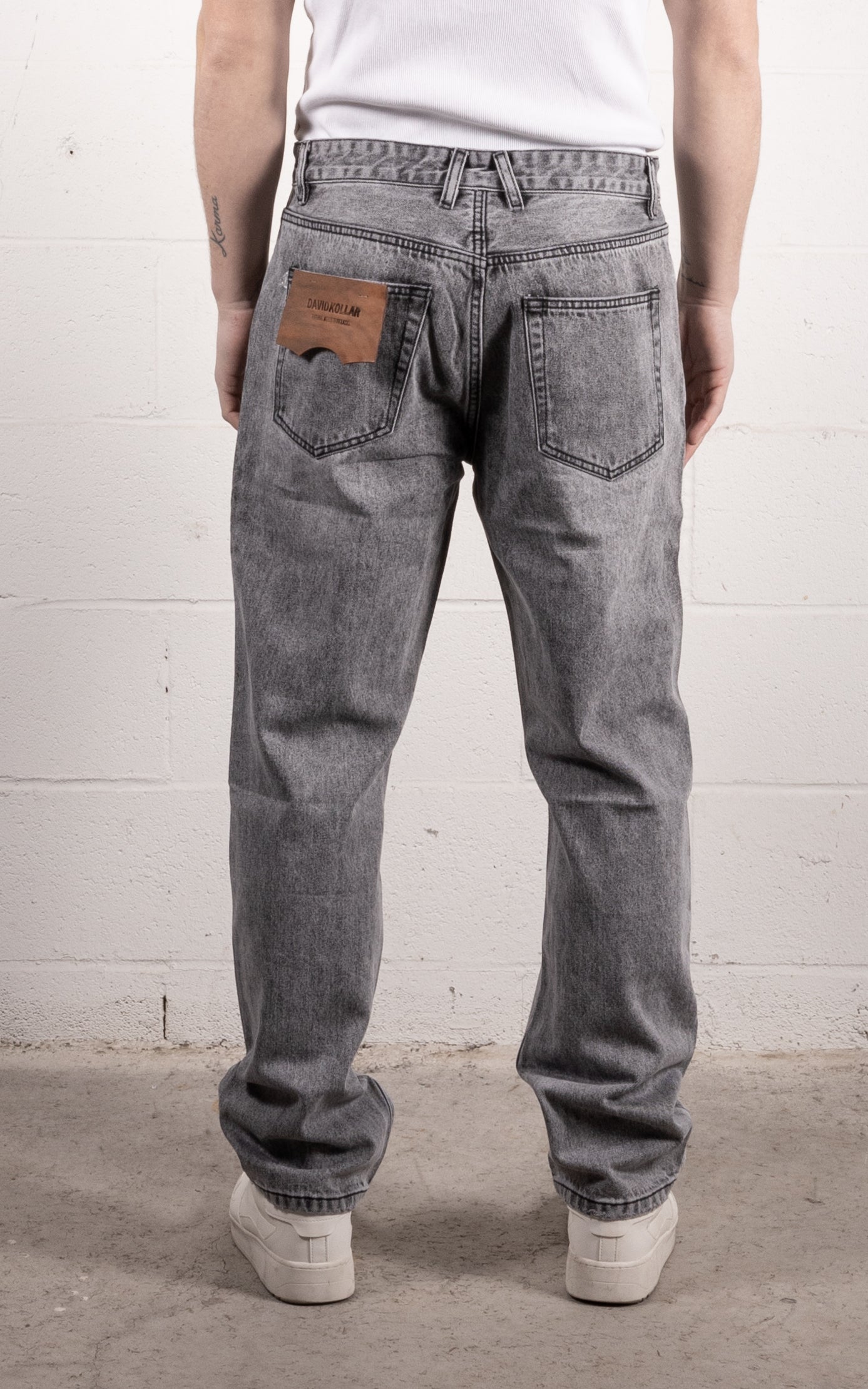 [#207] : Straight Fit Denim - Whisker Grey - 32