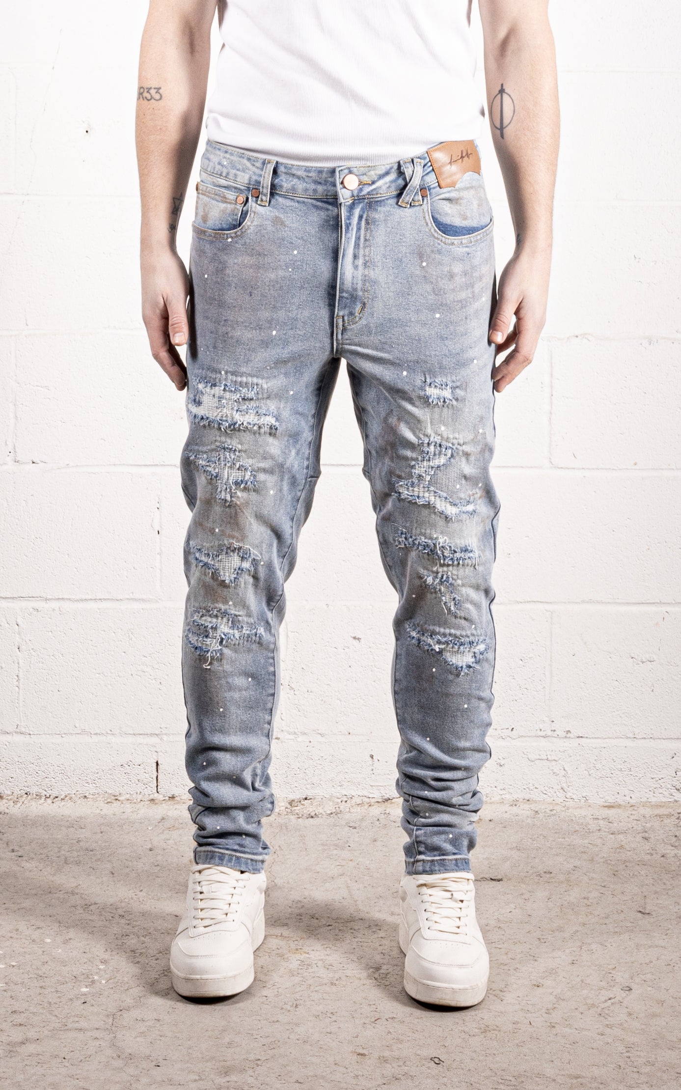 [#221] : Skinny Fit Denim - Whisker Blue - 32