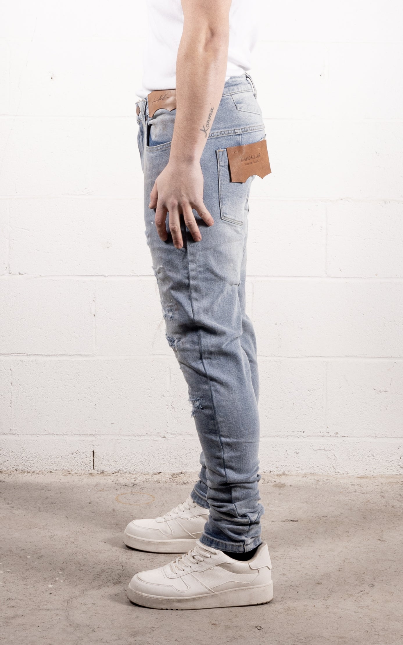 [#221] : Skinny Fit Denim - Whisker Blue - 32