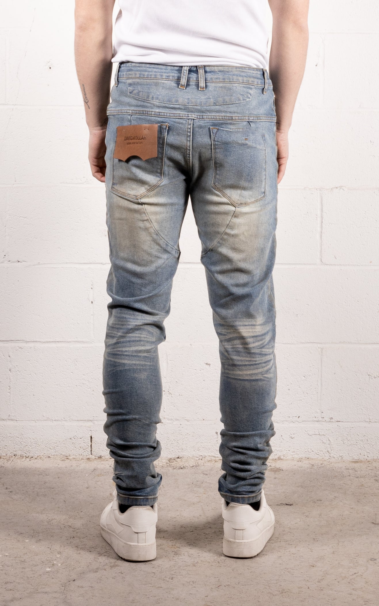 [#116] : Skinny Fit Denim – Whisker Blue – 32