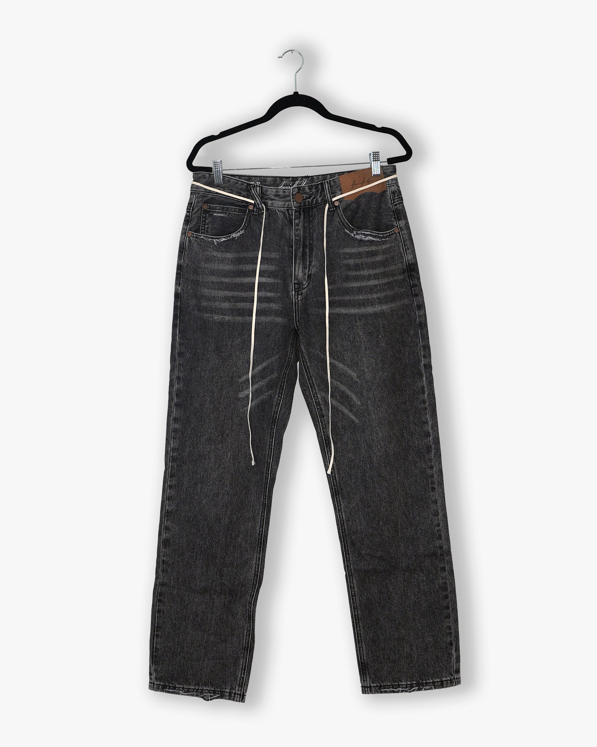 [#125] : Straight Fit Denim – Whisker Black – 32