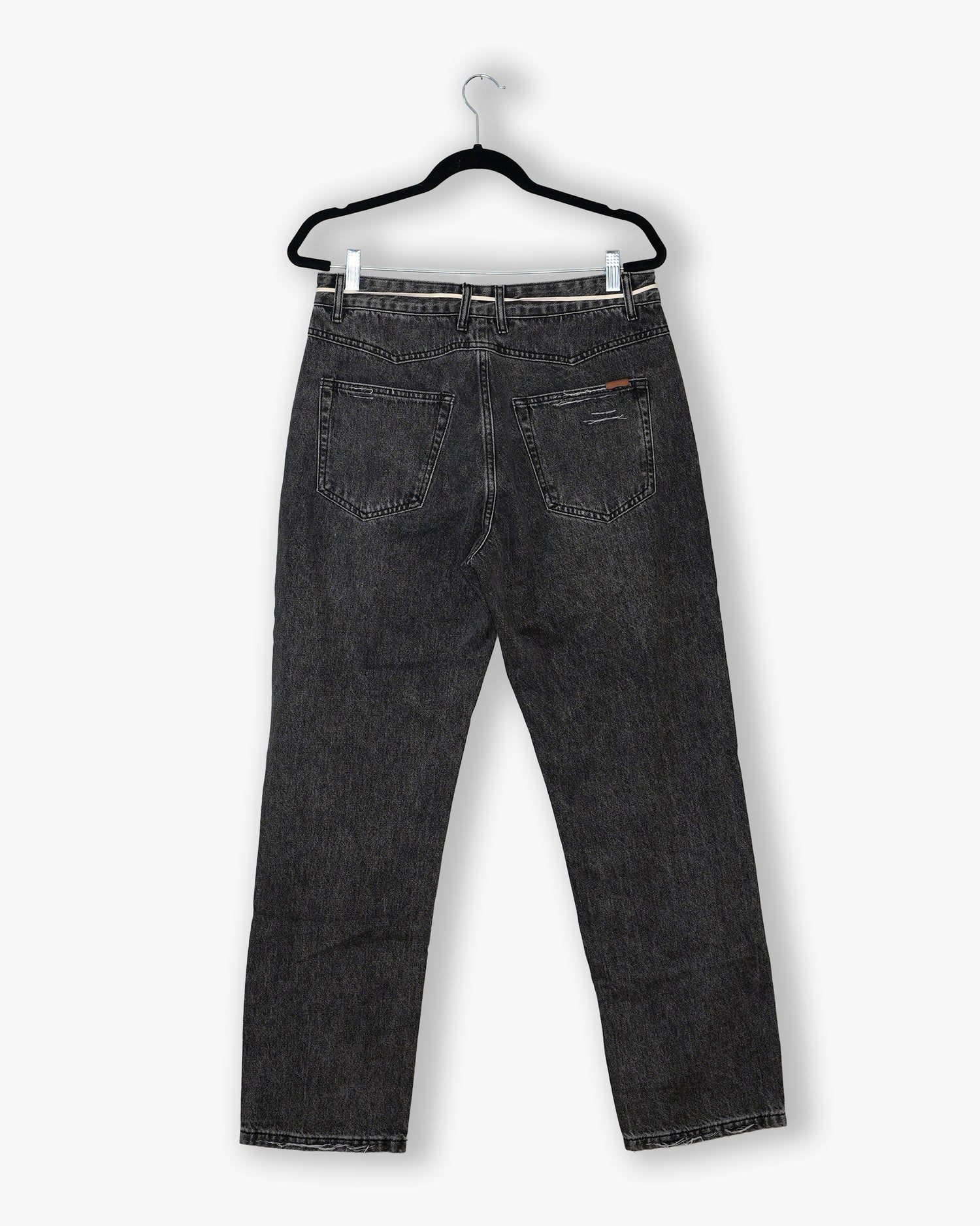 [#125] : Straight Fit Denim – Whisker Black – 32
