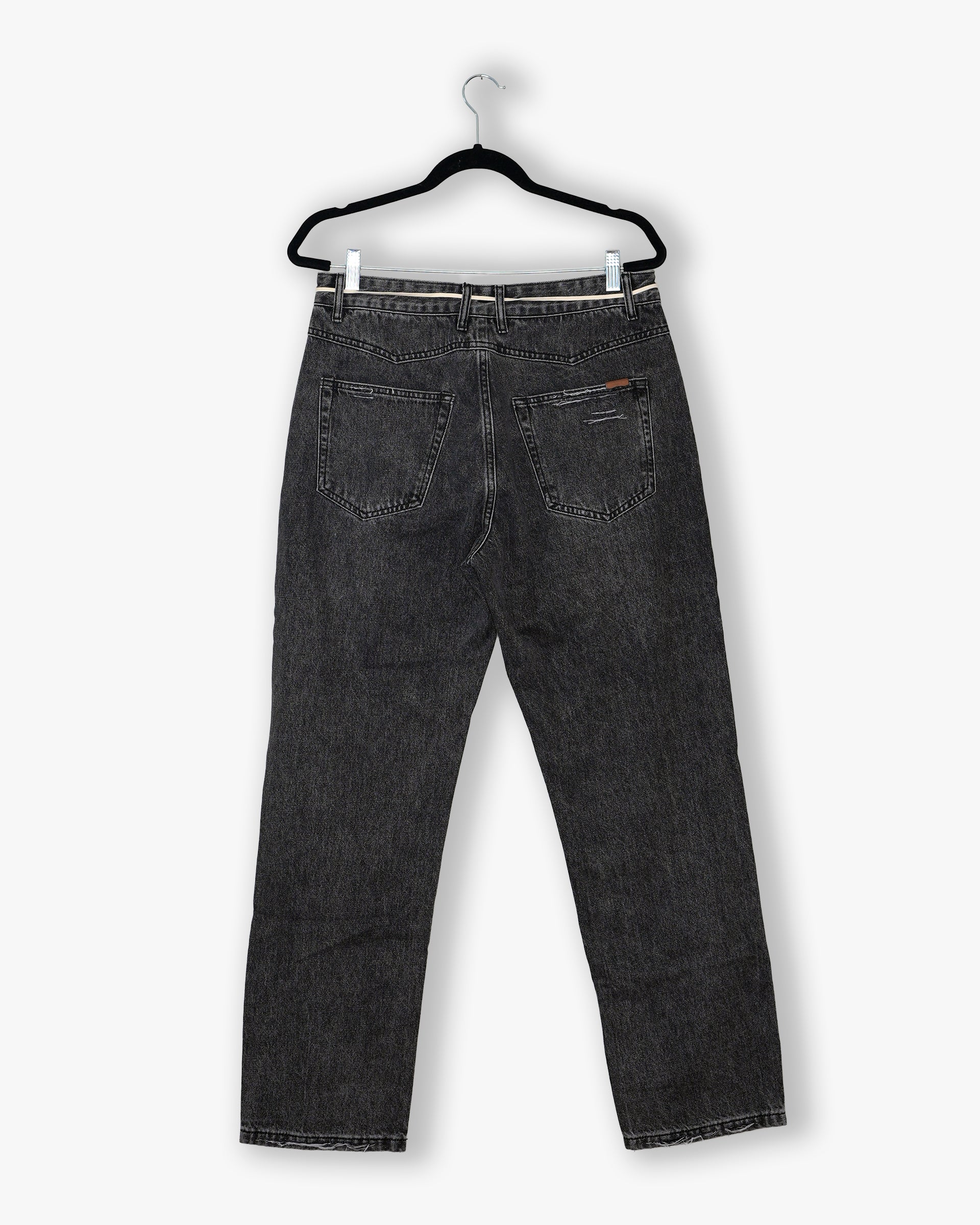 [#125] : Straight Fit Denim – Whisker Black – 32