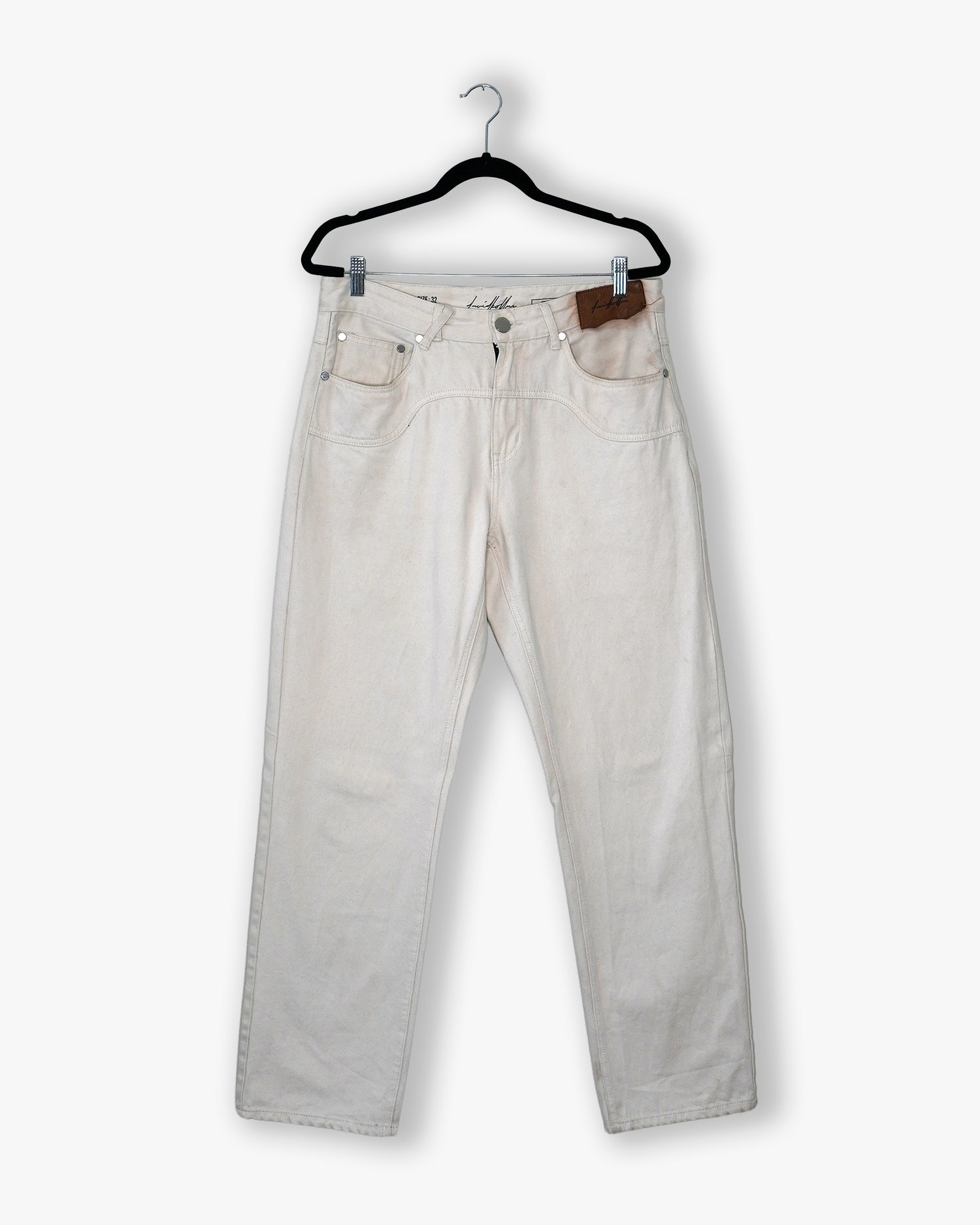[#128] : Straight Fit Denim – Off White – 32