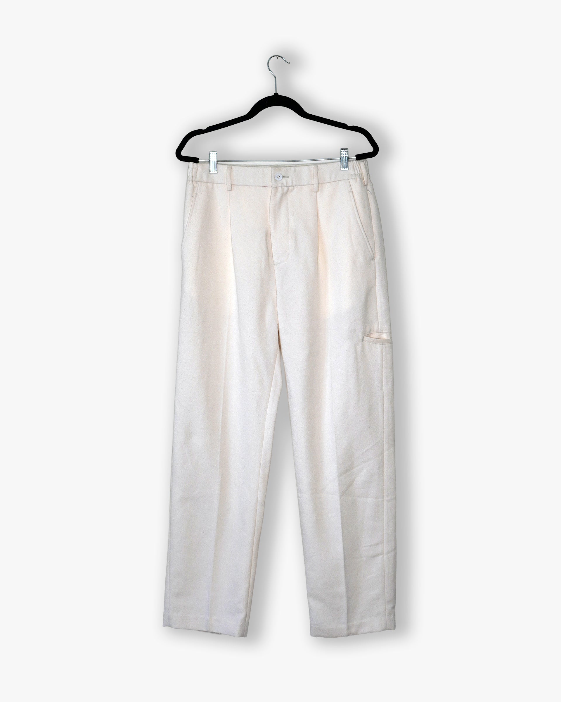 [#131] : Straight Trousers – Off White – M