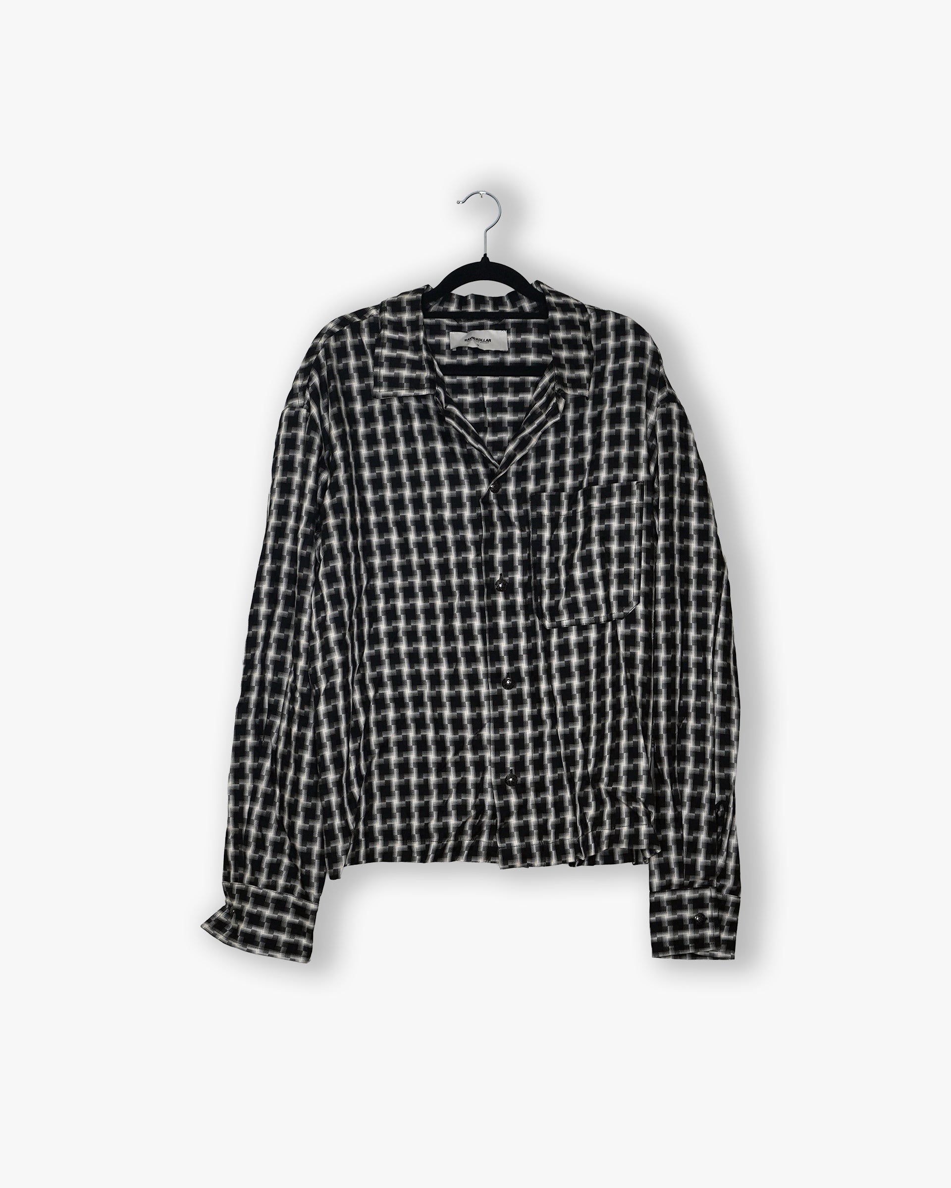 [#175] : Patterned Long Sleeve Button Up - Black/White - M