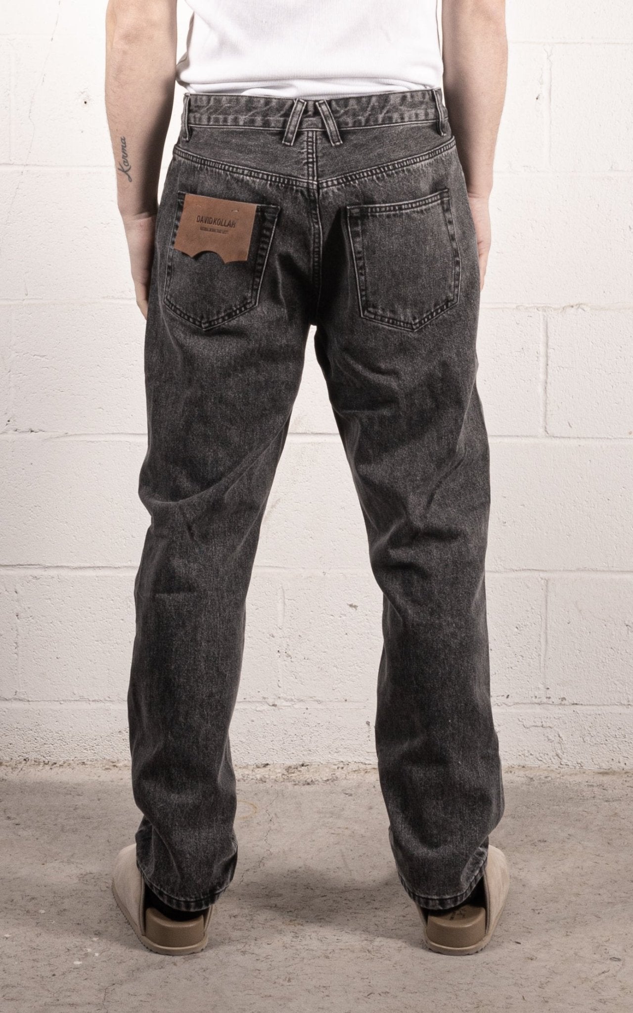 [210] : Slim Fit Denim - Vintage Black - 32 - BDK