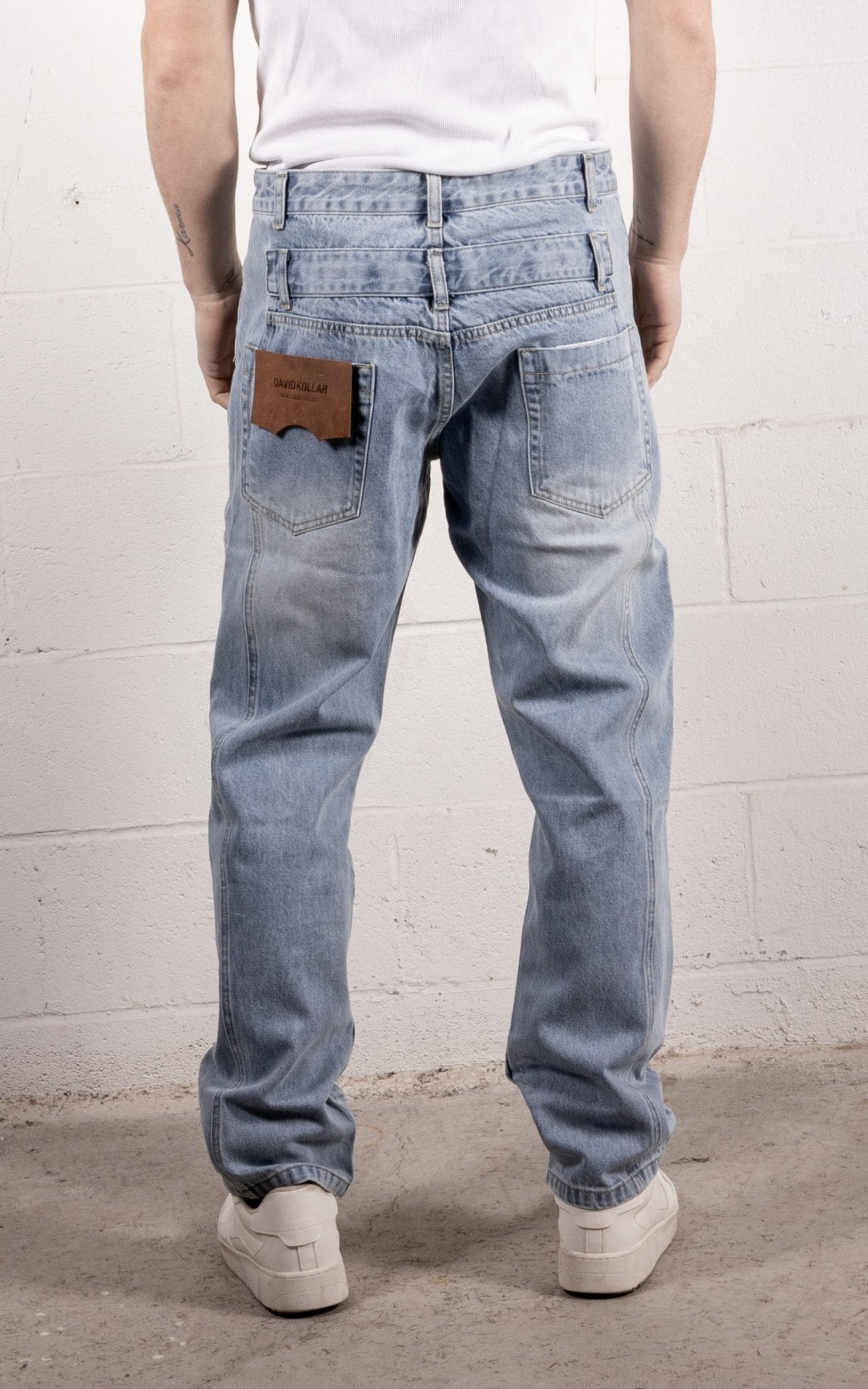 [216] : Slim Fit Denim - Whisker Classic Blue - 32 - BDK
