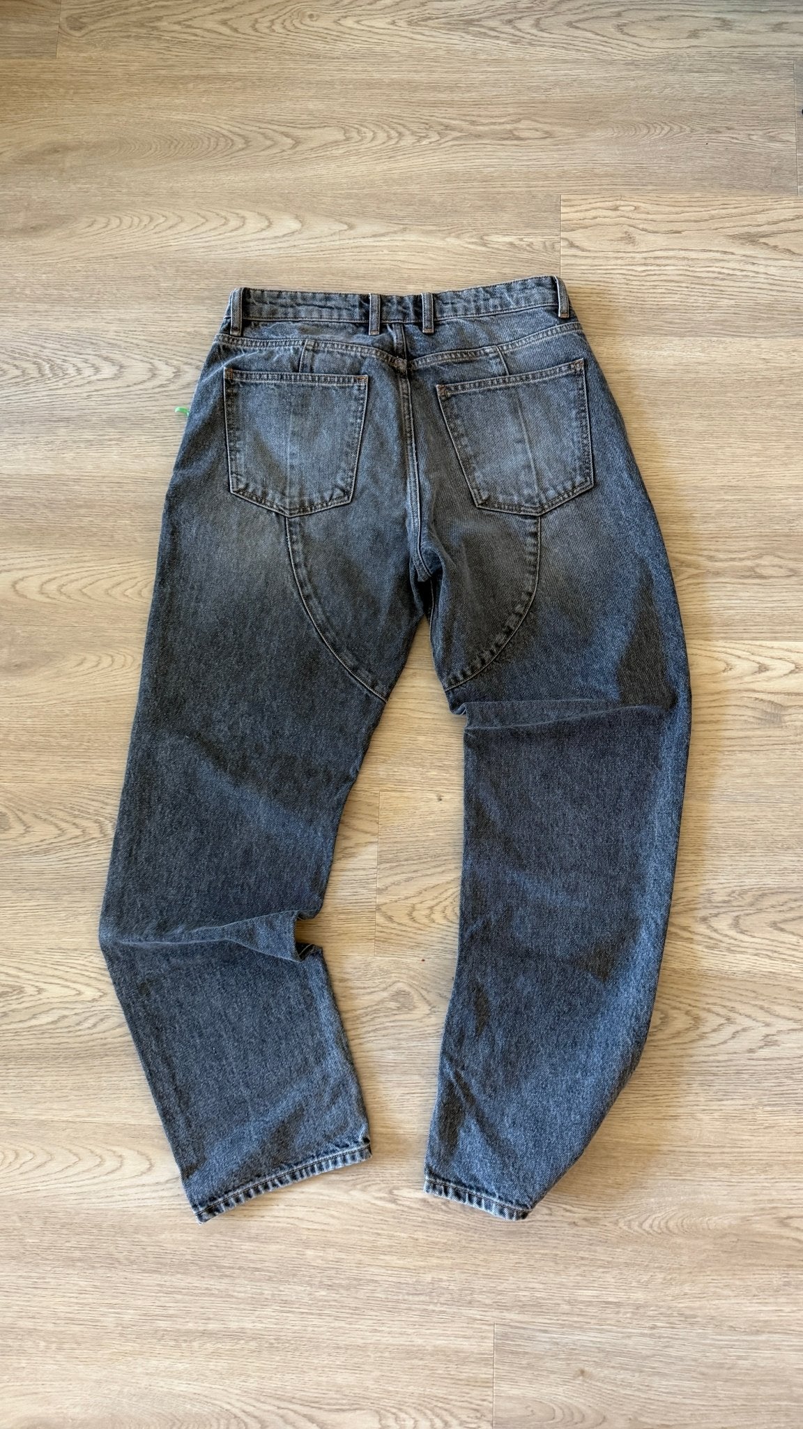 [902] : Slim Fit Denim – Classic Grey – 32 - BDK