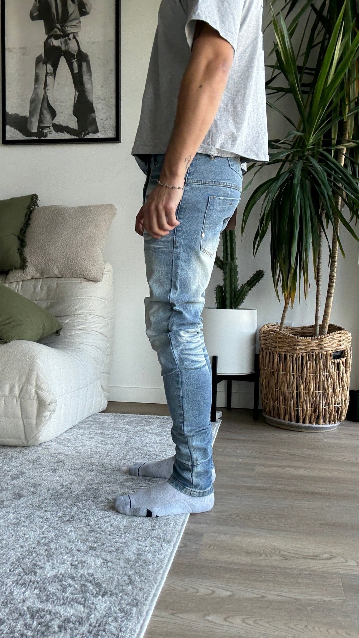 [908] : Skinny Fit Denim – Whisker Blue – 32 - BDK