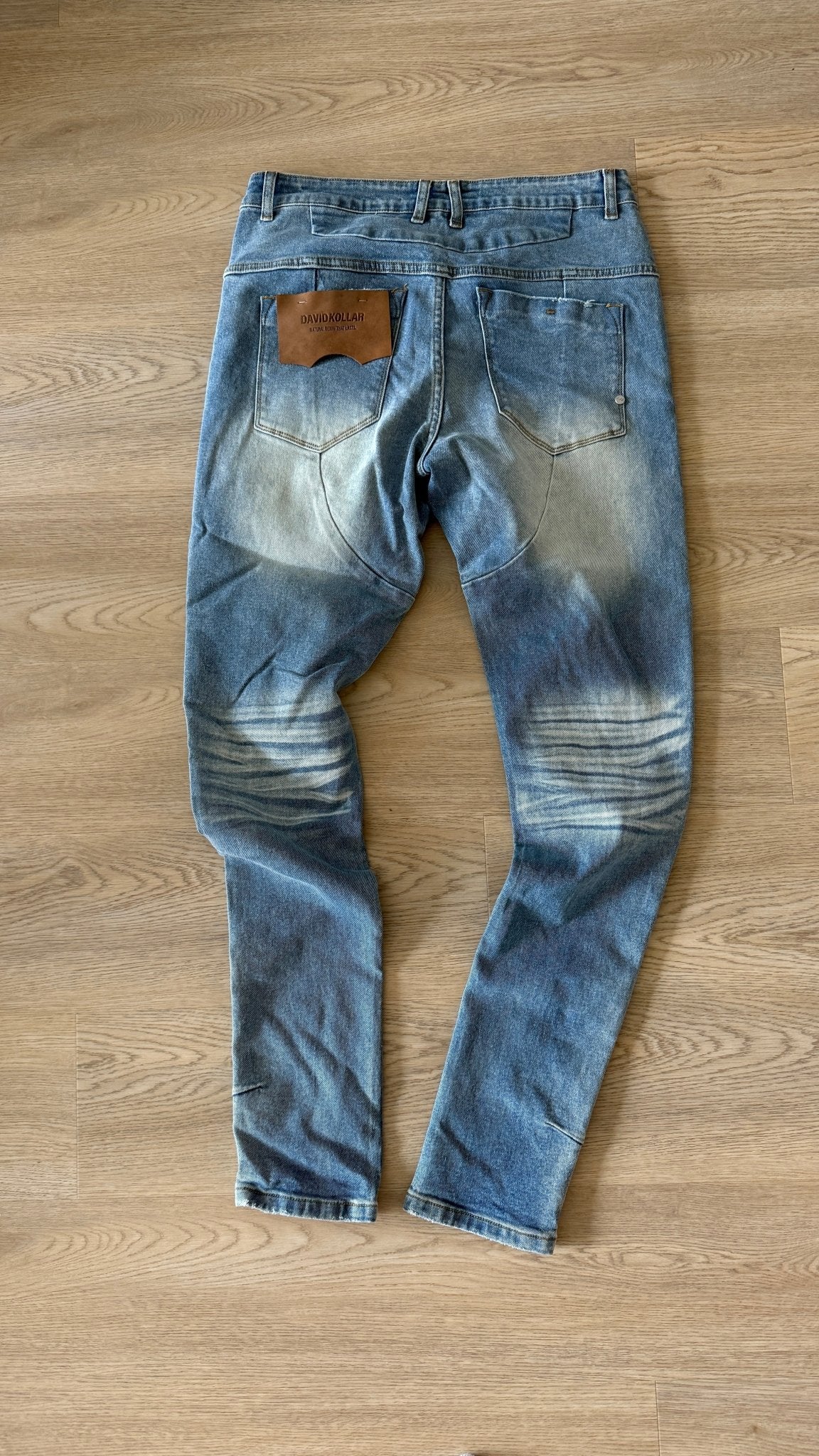 [908] : Skinny Fit Denim – Whisker Blue – 32 - BDK