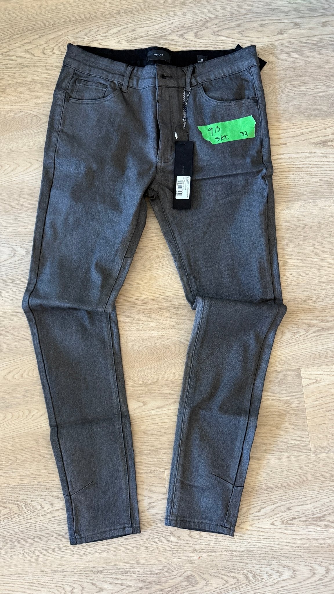 [913] : Skinny Fit Denim – Black – 32 - BDK