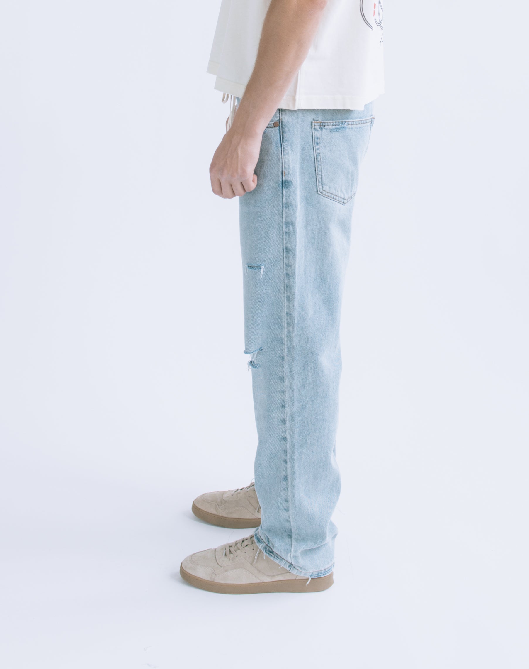 Straight Cut Denim: Classic Blue