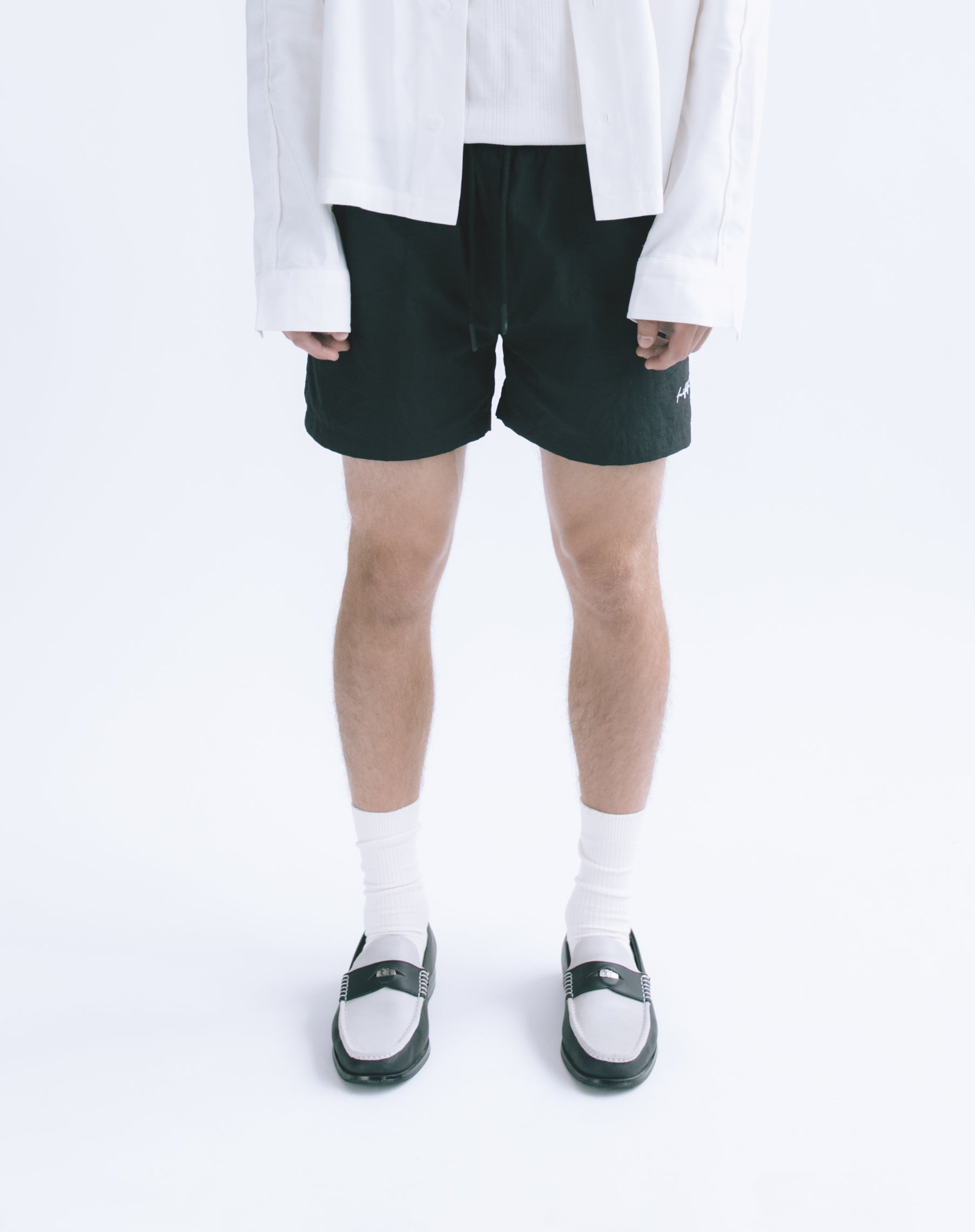 The Breeze Shorts : Black