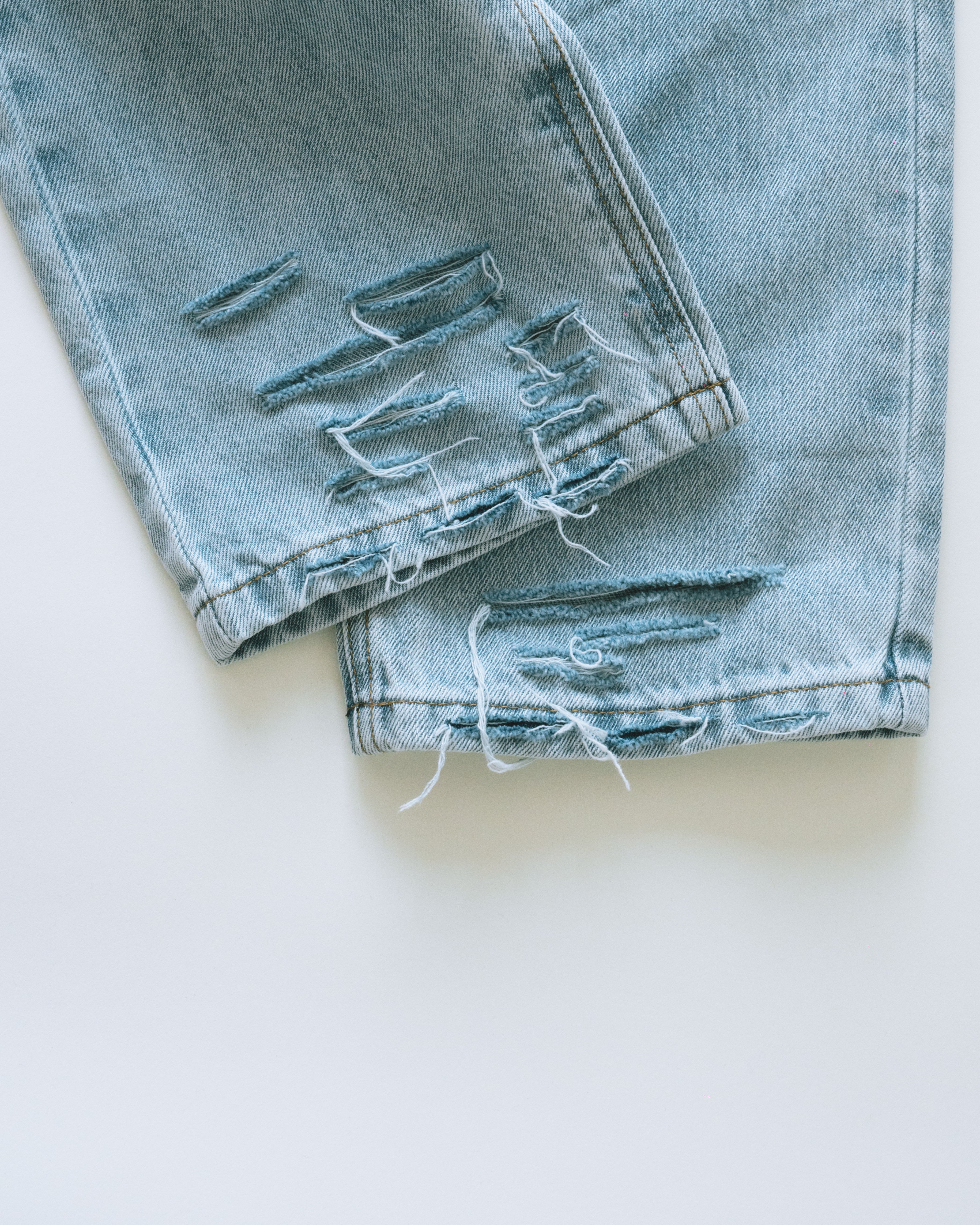 Straight Cut Denim: Classic Blue