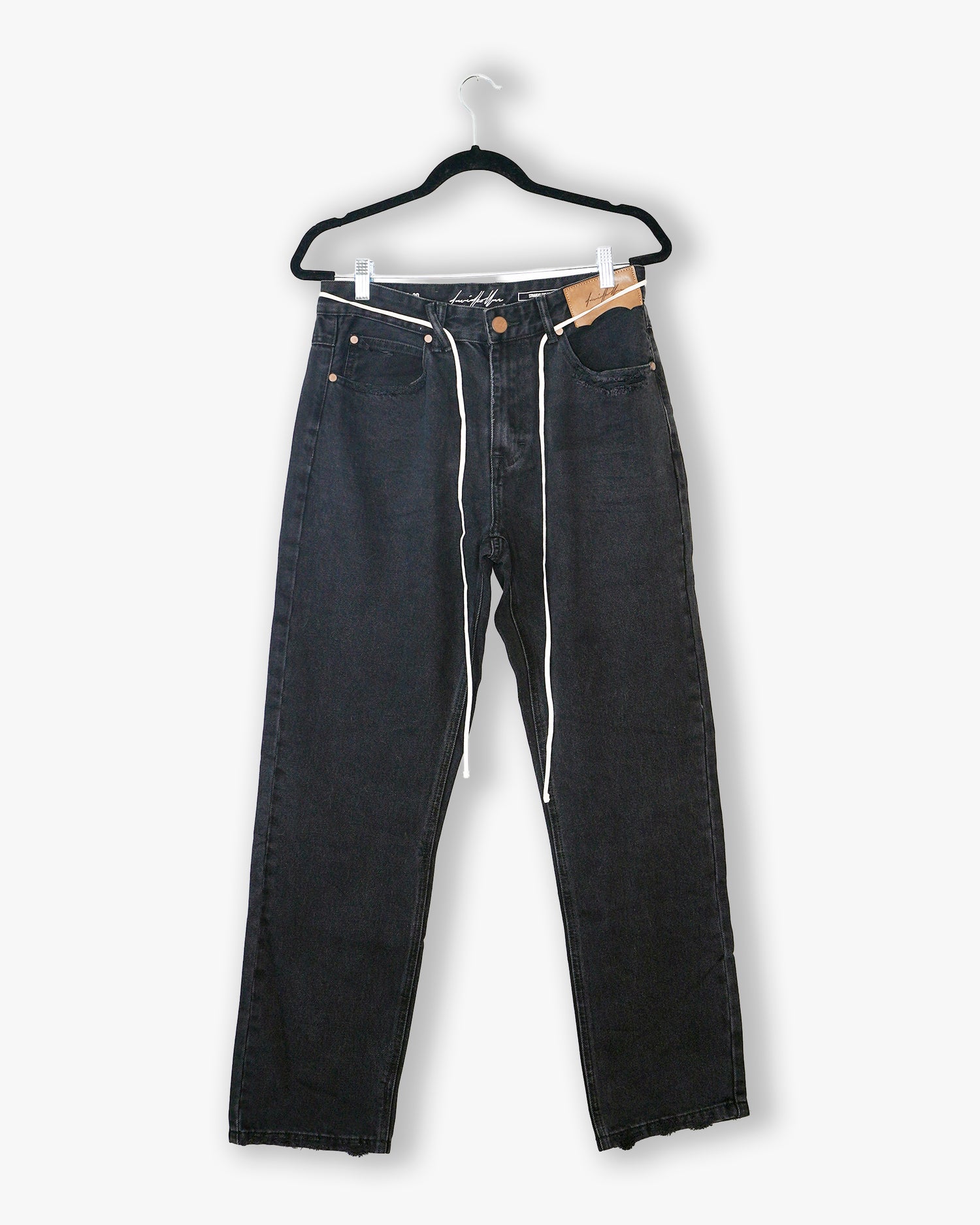 [#141] : Straight Fit Denim – Black – 30
