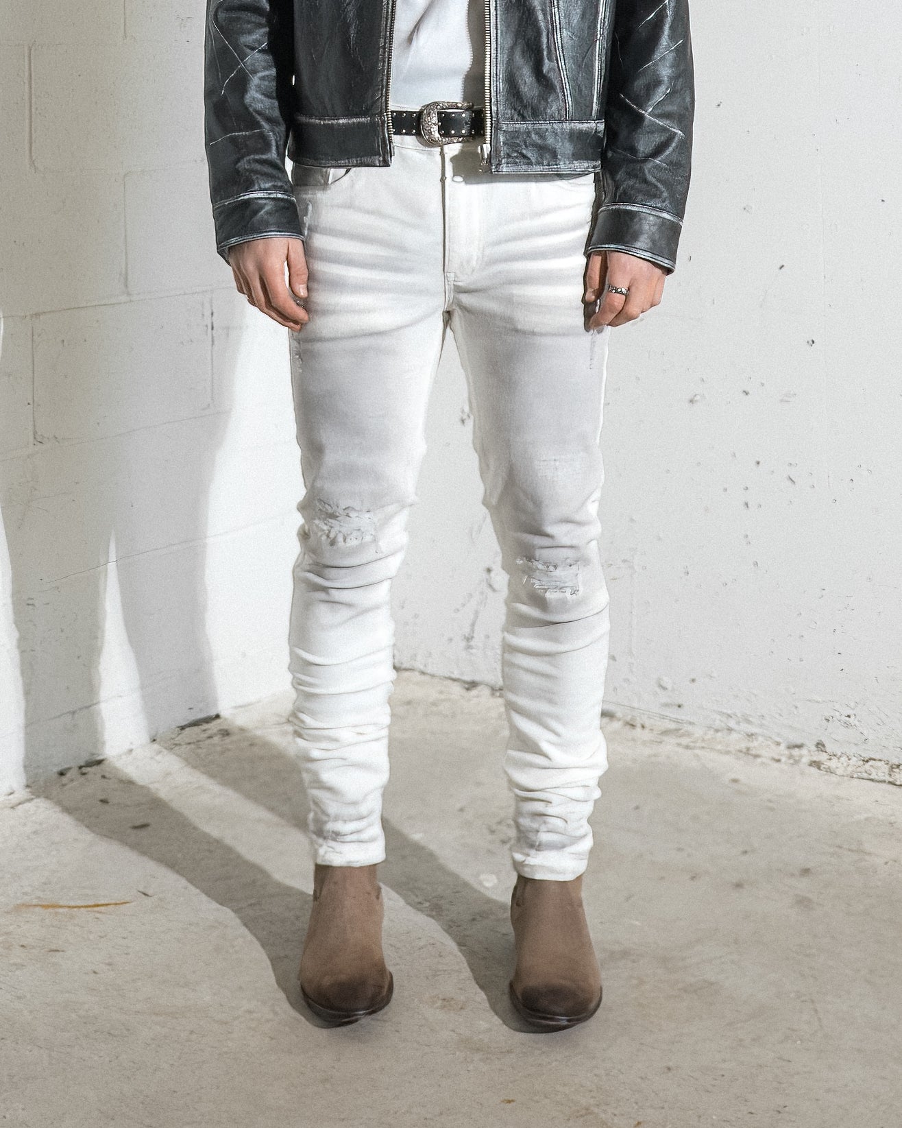 [#220] : Skinny Fit Denim - White/Grey - 32