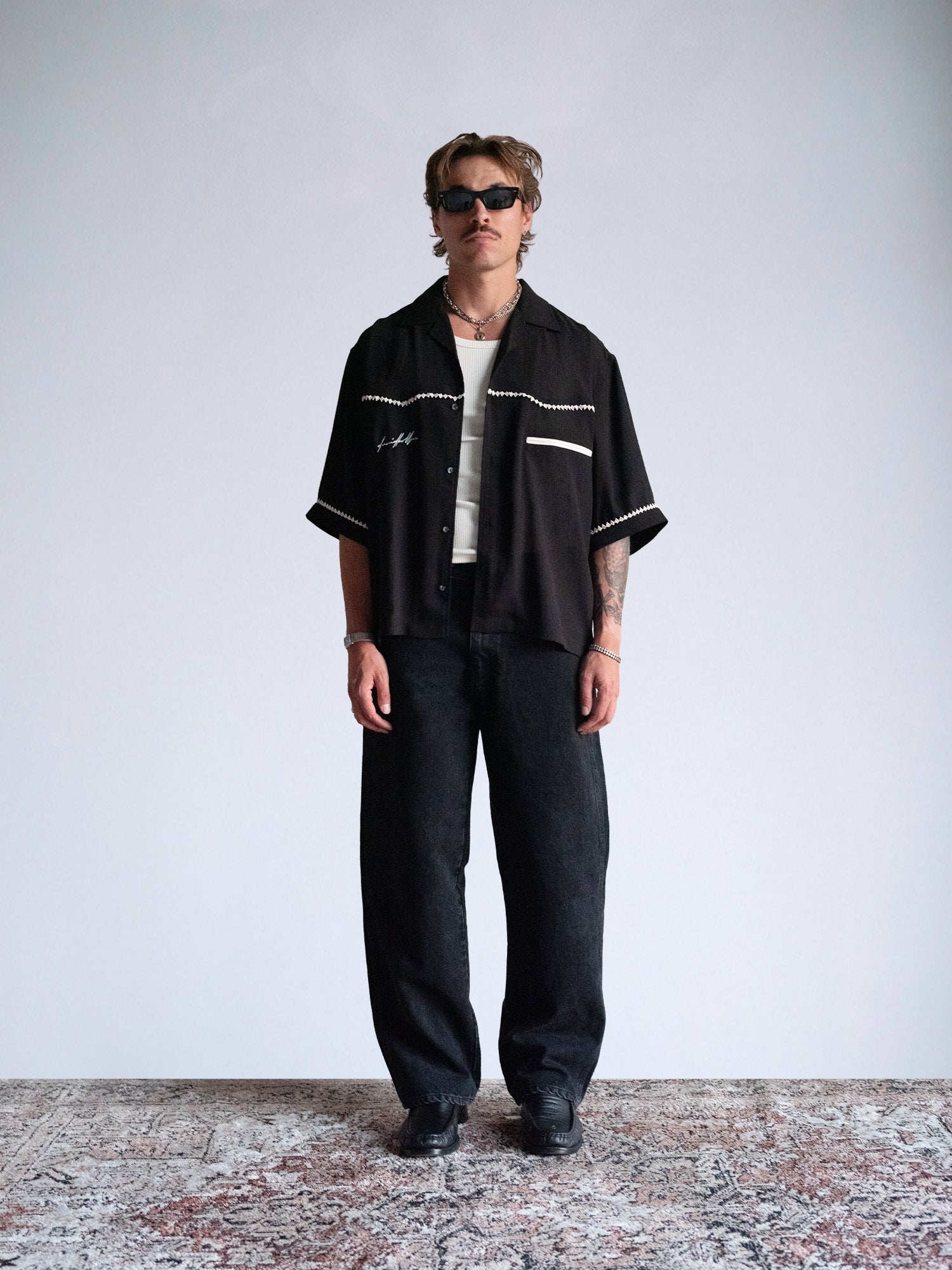Annivarsary Short Sleeve Box Button Down : Black - BDK