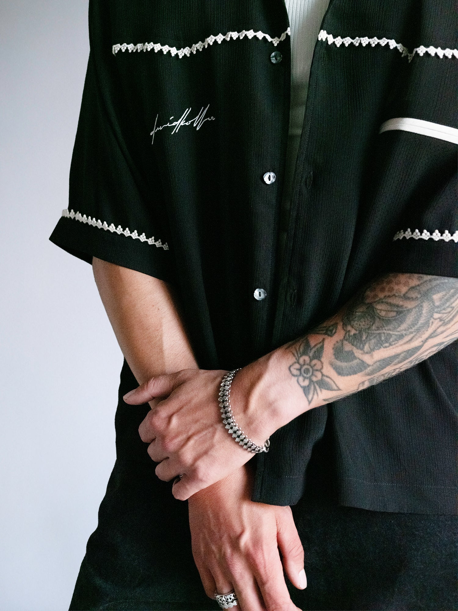 Annivarsary Short Sleeve Box Button Down : Black - BDK