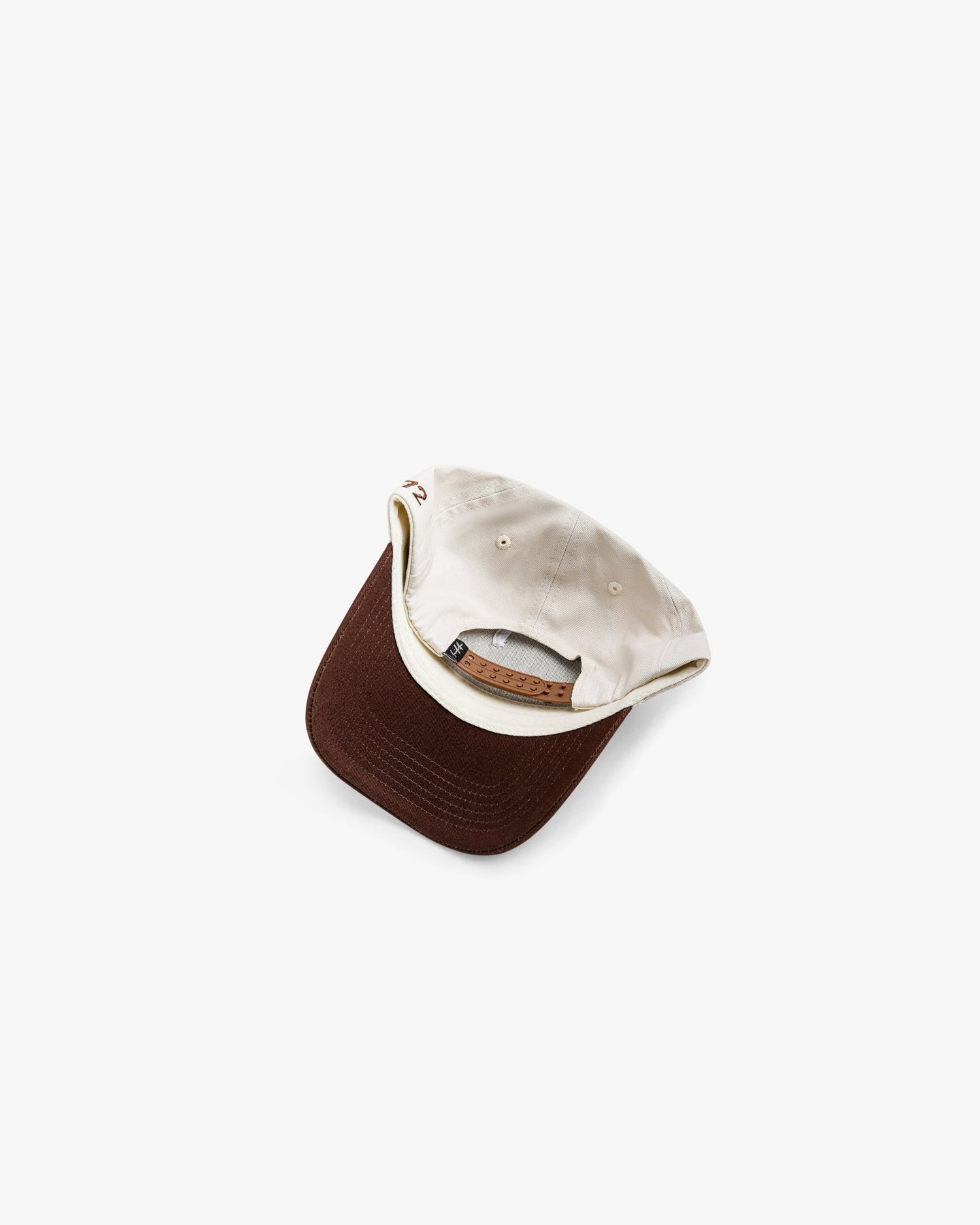 Heartbreak Rodeo Hat : Off White/Chocolate Brown - BDK