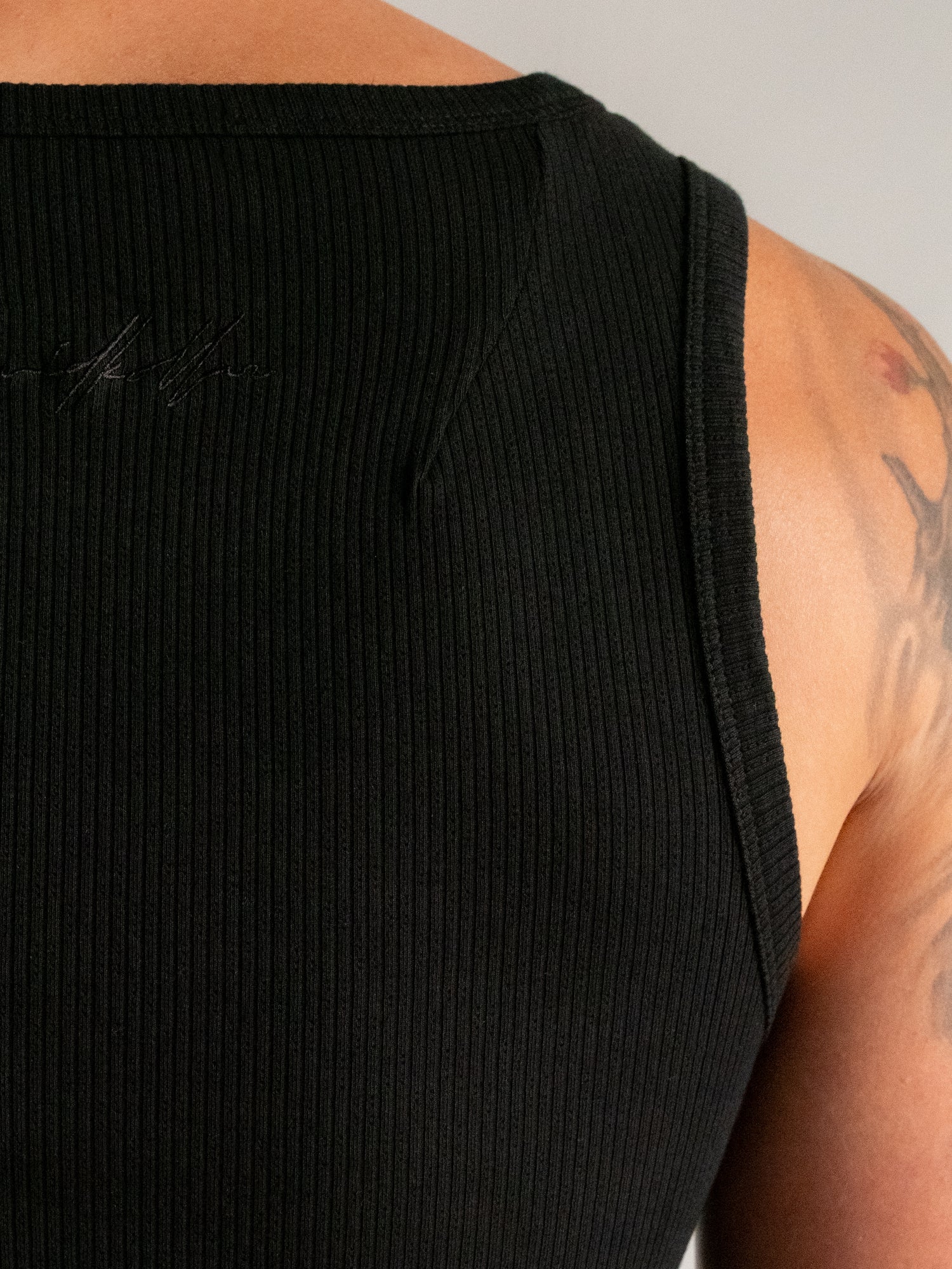 The Daily Tank : Black - BDK