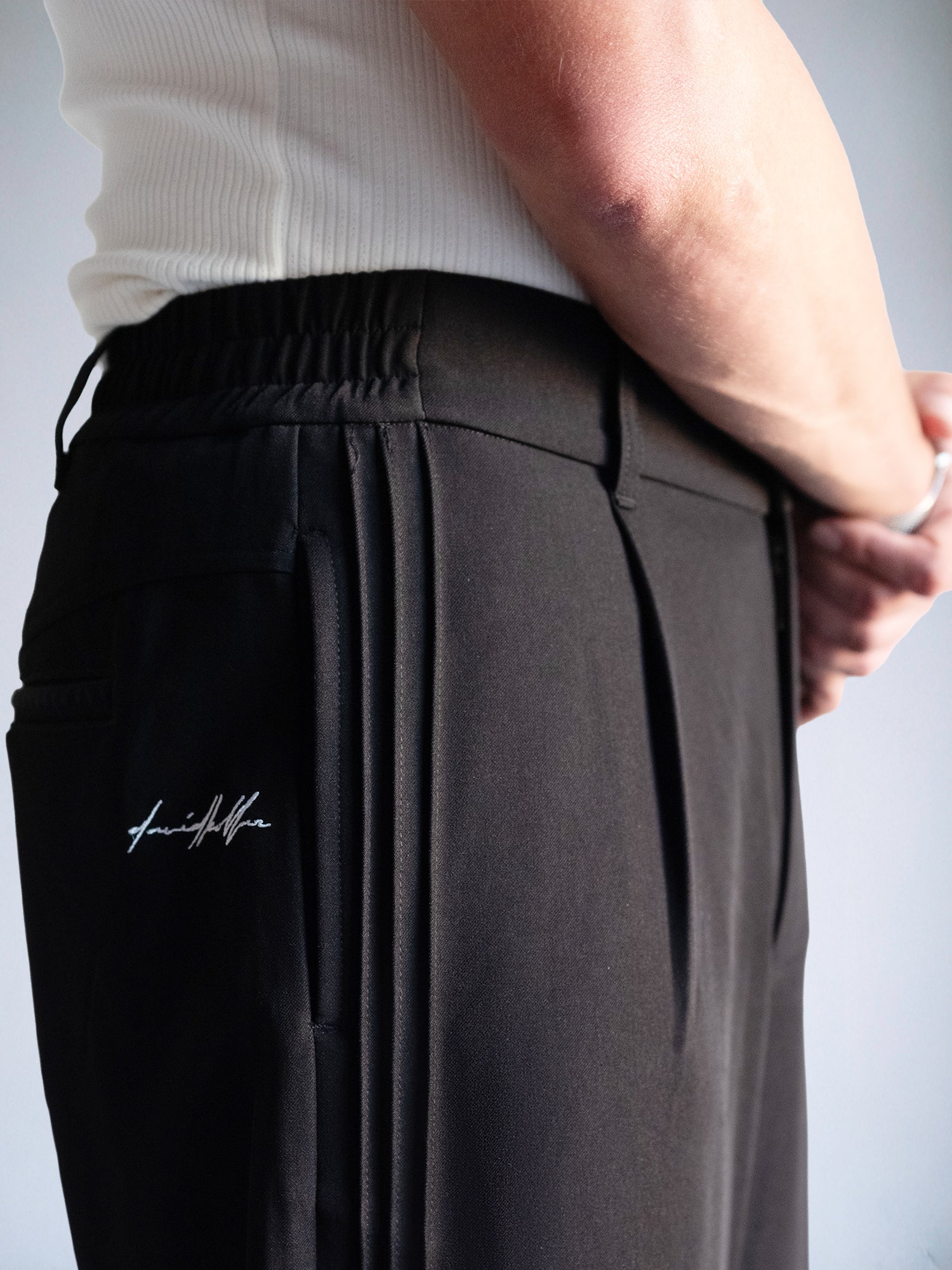 The Flow Trousers : Black - BDK