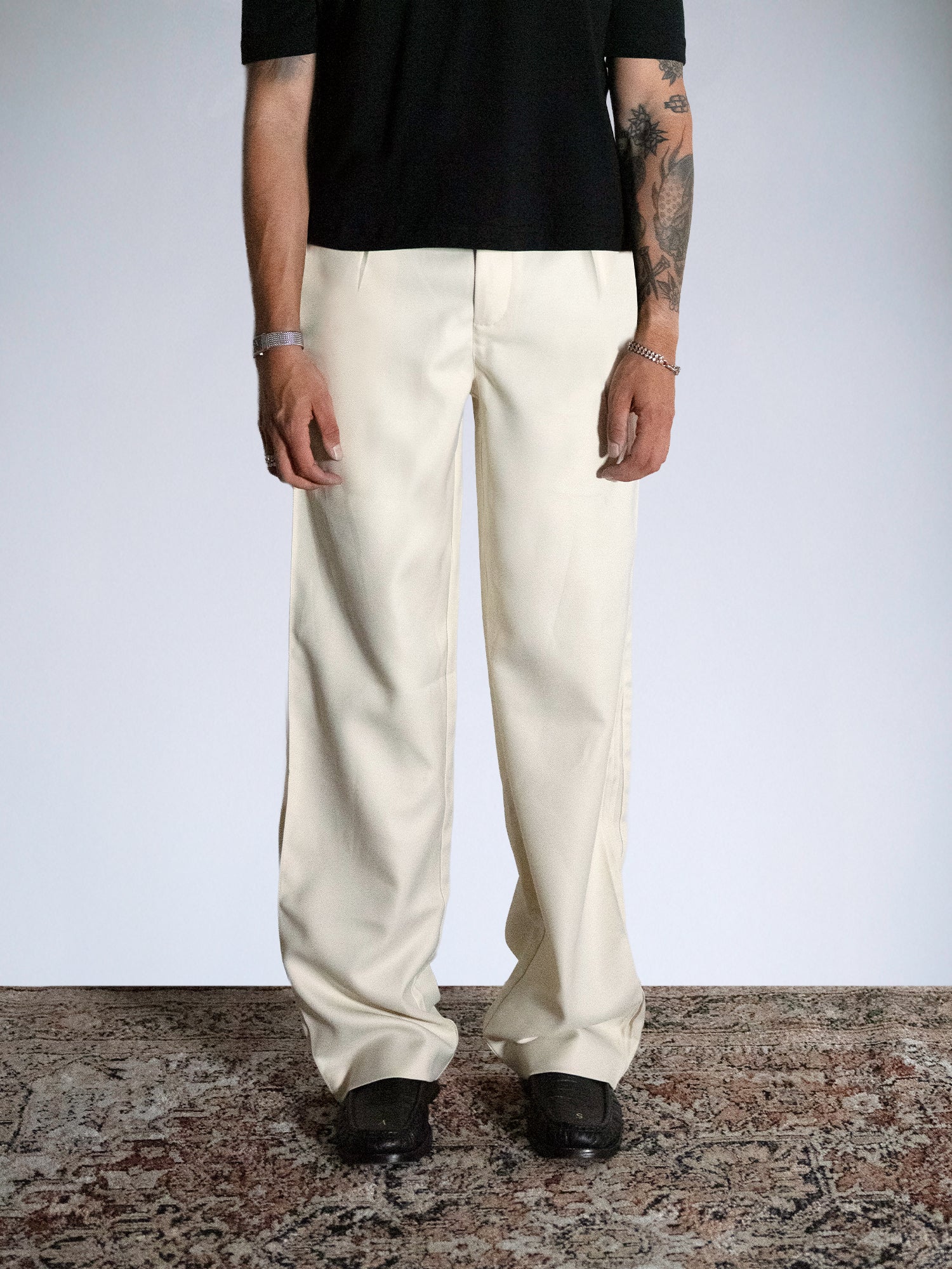 The Flow Trousers : Off White - BDK