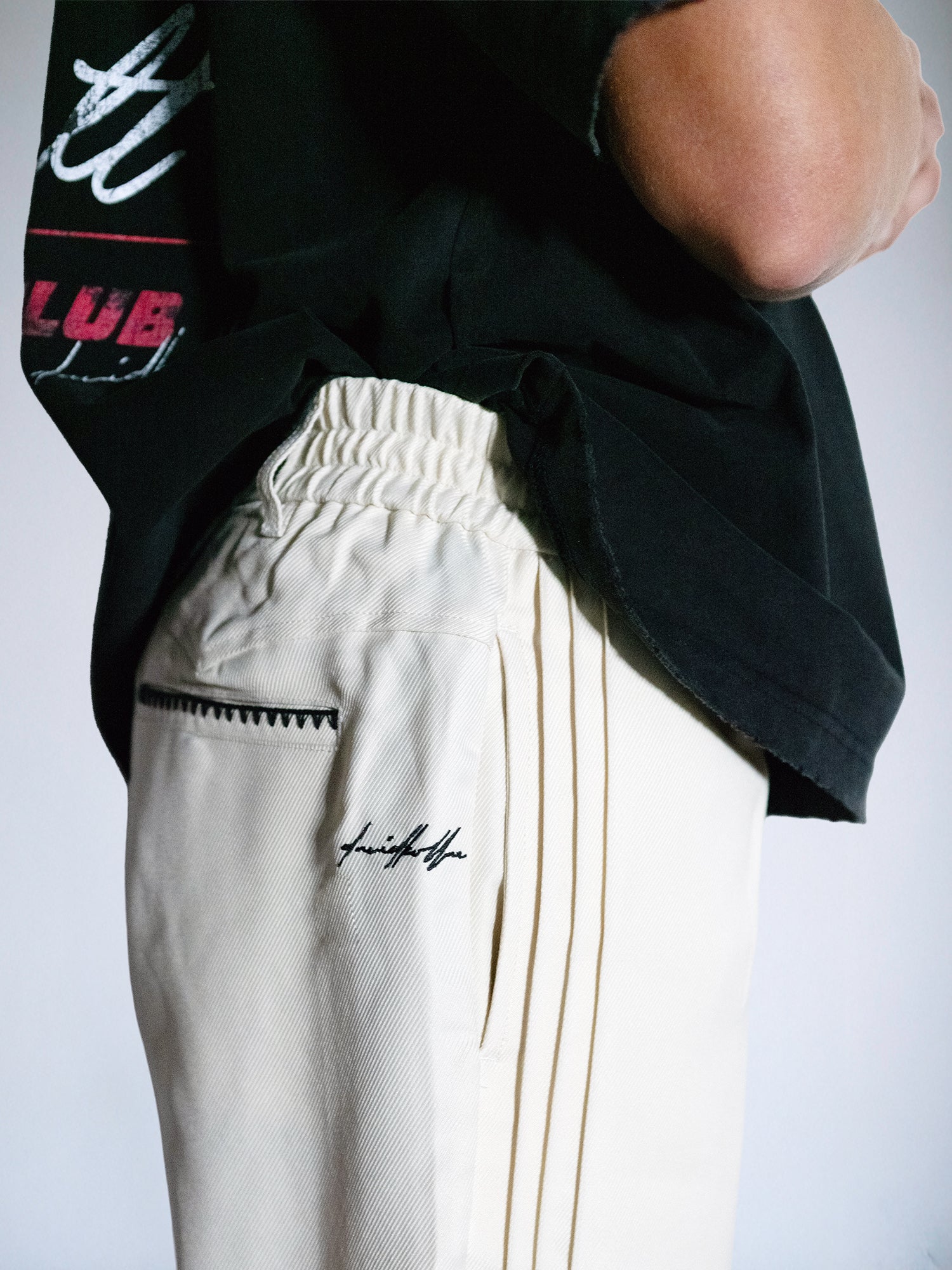 The Flow Trousers : Off White - BDK